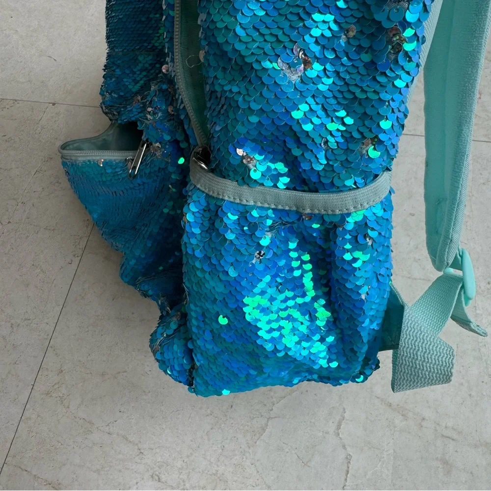Justice Backpack and matching Lunchbox blue flip sequins